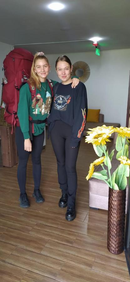 קיטו Hospedaje El Girasol Tababela מראה חיצוני תמונה